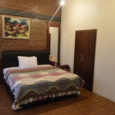 Villa Buleud Garut Εξωτερικό φωτογραφία
