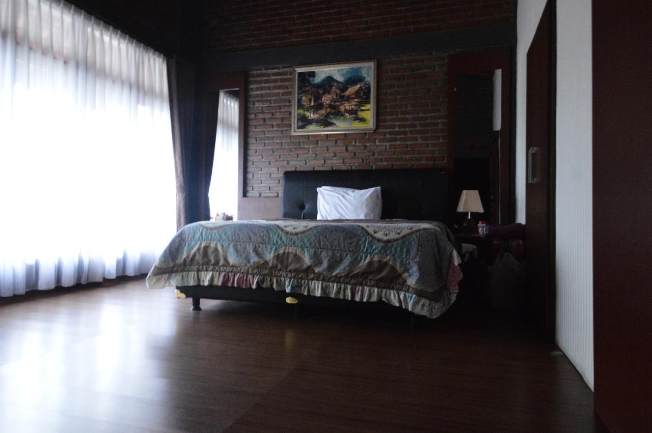 Villa Buleud Garut Εξωτερικό φωτογραφία