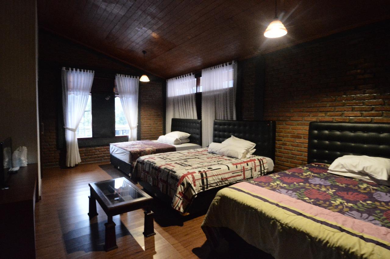 Villa Buleud Garut Εξωτερικό φωτογραφία